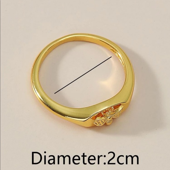 Gold Bee Ring - Picture 3 of 4